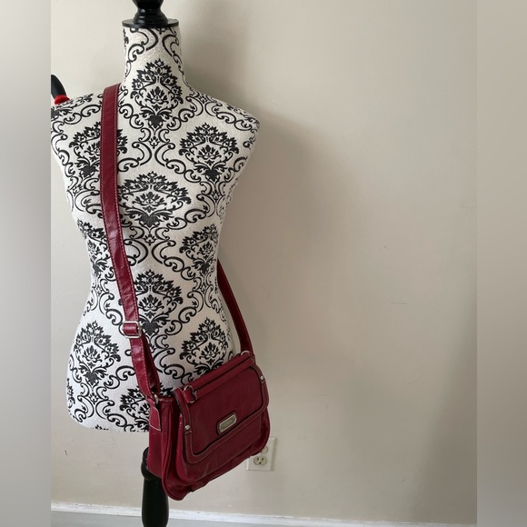 Strada glossy red burgundy crossbody purse cute size and color -adjustable strap - Picture 8 of 8